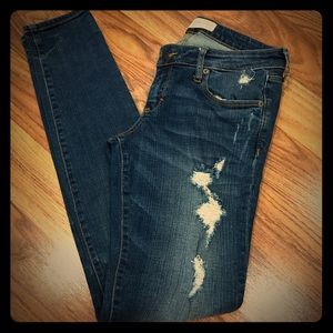 Abercrombie & Fitch “The F &A super skinny” Jeans